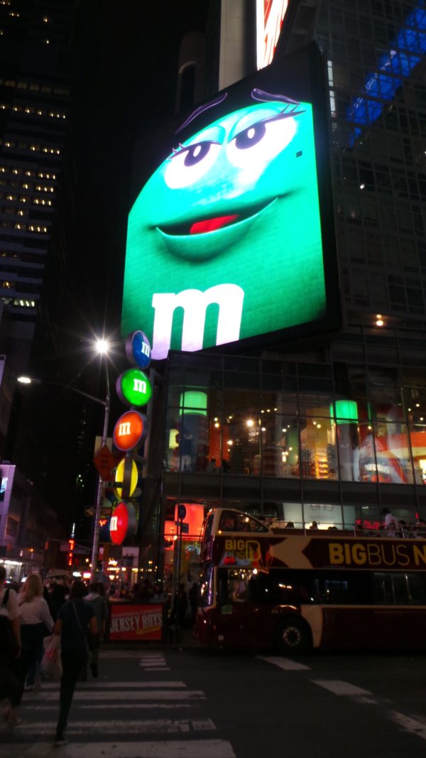 M&M