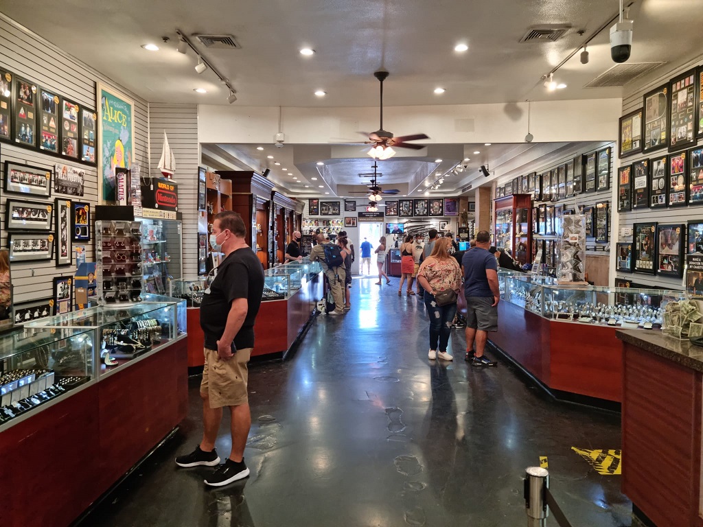 Rick’s home at the Pawn Shop in Las Vegas | NEXT JOURNEYS